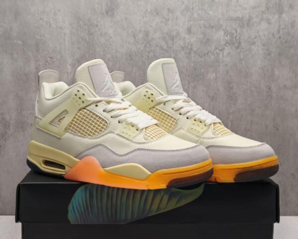 AJ 4 Retro ‘Birds of Paradise’ HV0823-101 AJ 4 Retro ‘Birds of Paradise’ HV0823-101