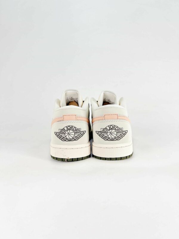 AJ 1 Low ‘Sail Crimson Tint’ DC0774-111