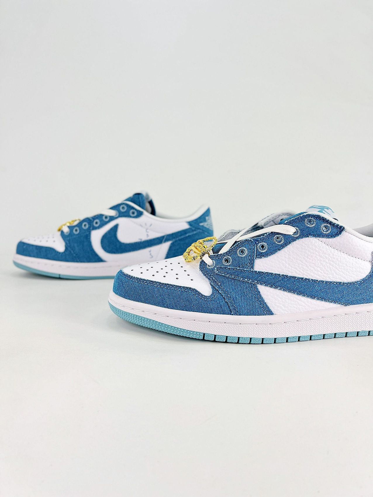 AJ 1 Low Travis Scott CZ0790-005 AJ 1 Low Travis Scott CZ0790-005