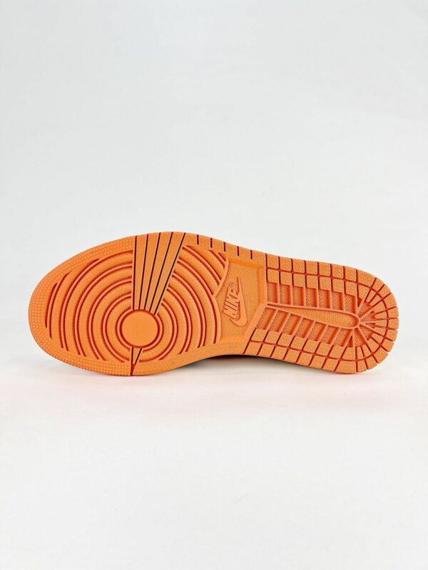 AJ 1 Low Travis Scott ‘Shattered Backboard’ CZ0790-005 AJ 1 Low Travis Scott ‘Shattered Backboard’ CZ0790-005