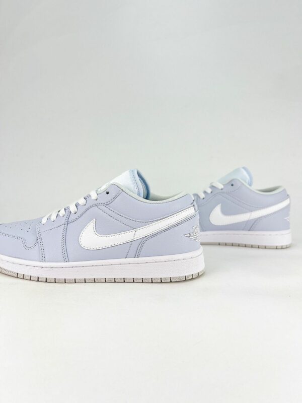 AJ 1 Low ‘Cobalt Bliss’ FV8486-400 AJ 1 Low ‘Cobalt Bliss’ FV8486-400