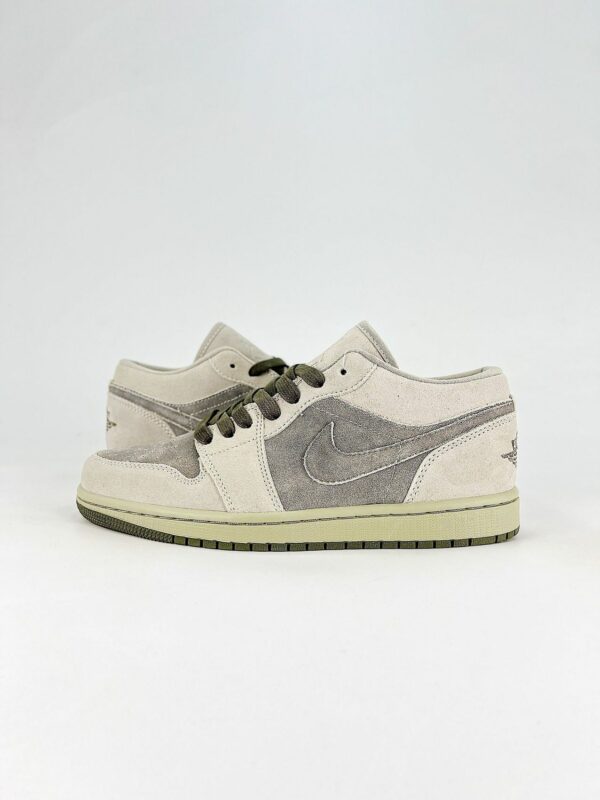 AJ 1 Low SE ‘Spruce Fog’ IR7327-304