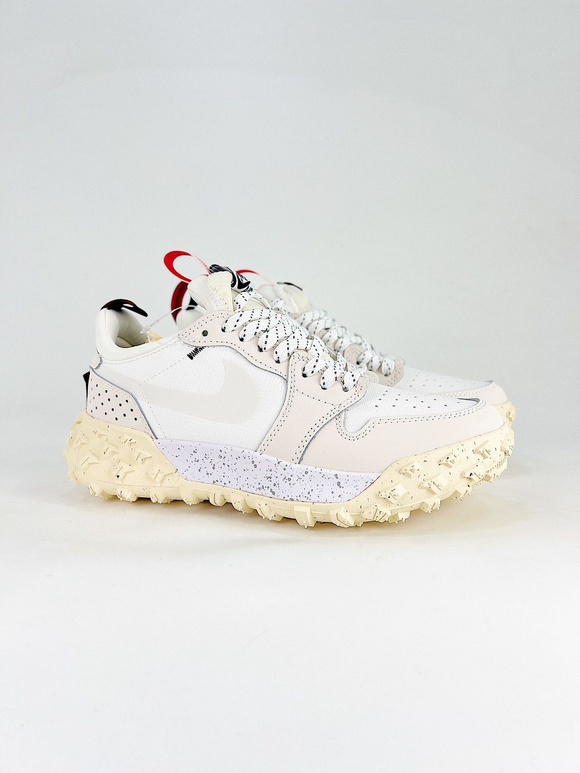AJ 1 Element Low A/T ‘Phantom Sail’ FV4227-003 AJ 1 Element Low A/T ‘Phantom Sail’ FV4227-003