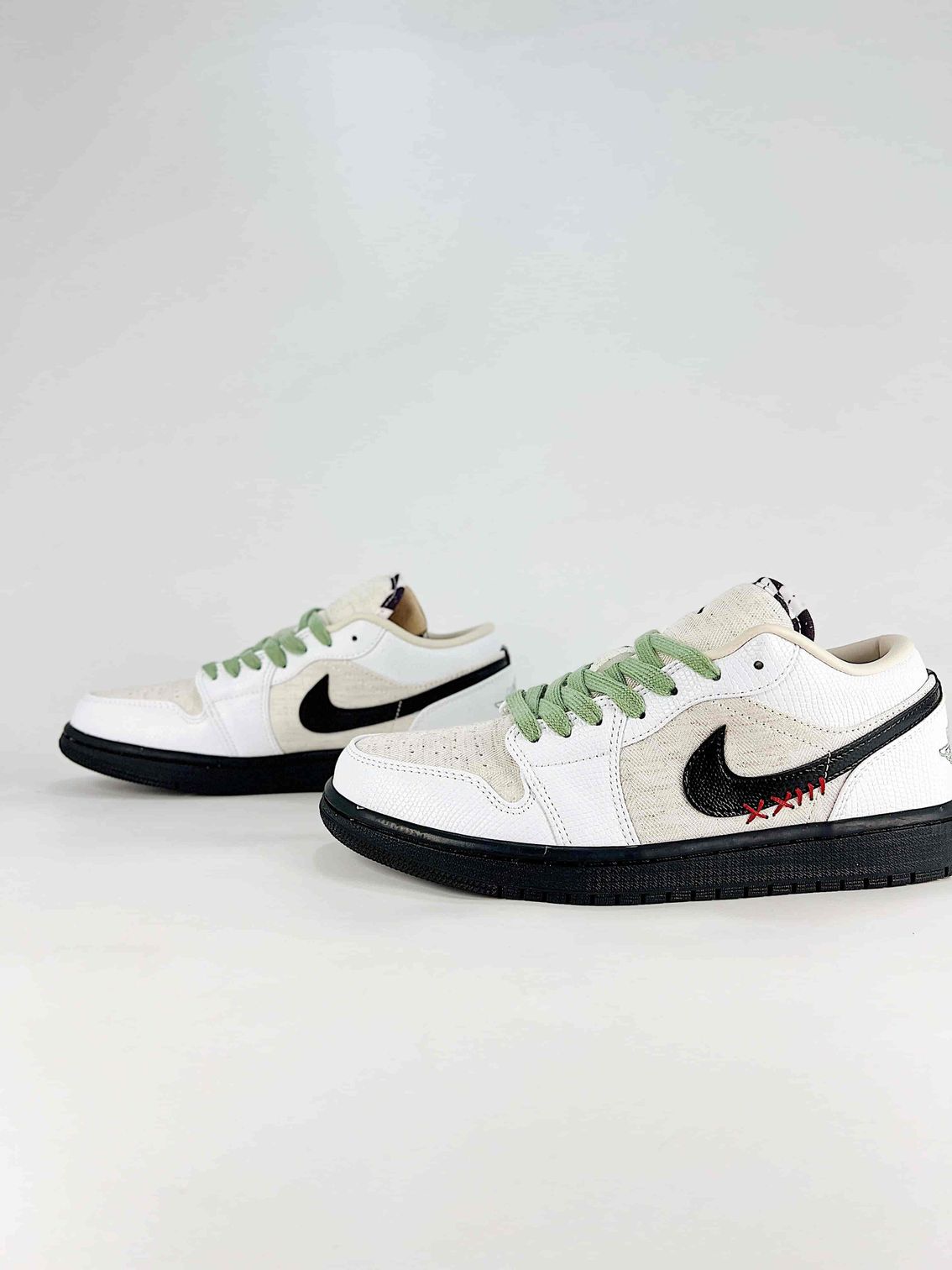 AJ 1 Low SE ‘Light Orewood Brown Steam’ IW2020-110 AJ 1 Low SE ‘Light Orewood Brown Steam’ IW2020-110