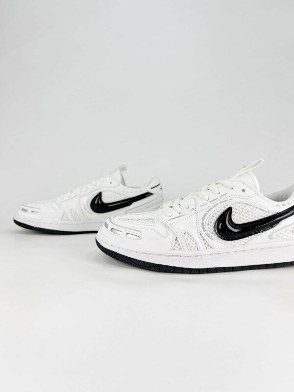 AJ 1 Low Method of Make V3 ‘White Black’ HQ2186-001 AJ 1 Low Method of Make V3 ‘White Black’ HQ2186-001