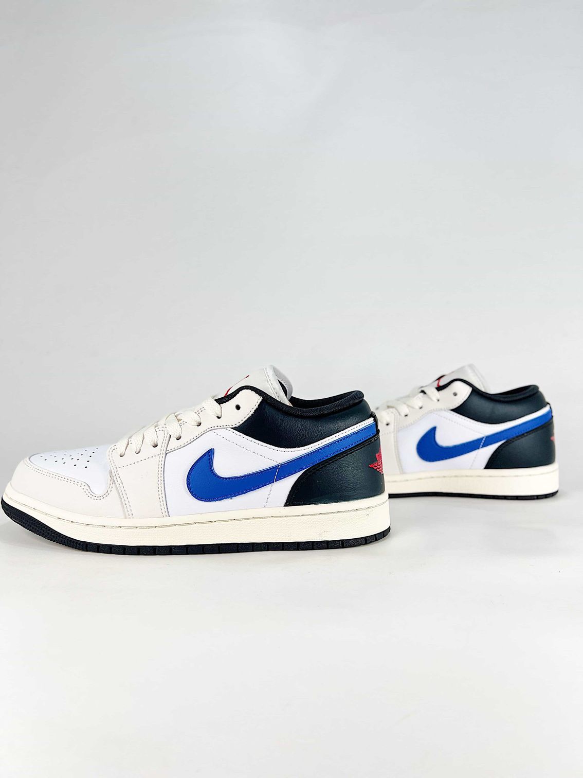 AJ 1 Low ‘Phantom Sail’ 553560-027 AJ 1 Low ‘Phantom Sail’ 553560-027