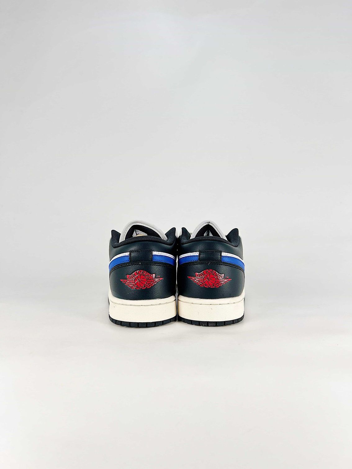 AJ 1 Low ‘Phantom Sail’ 553560-027 AJ 1 Low ‘Phantom Sail’ 553560-027