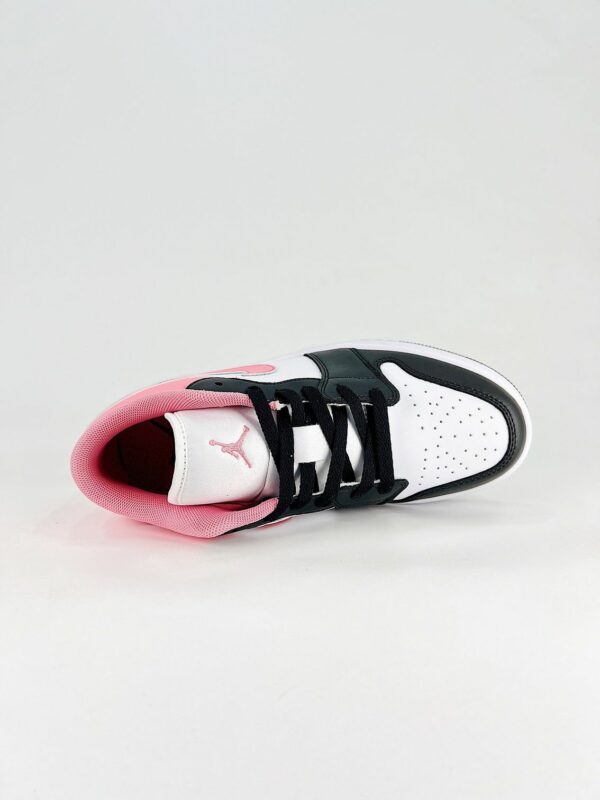 AJ 1 Low ‘Black Pink Gaze’ 553560-025