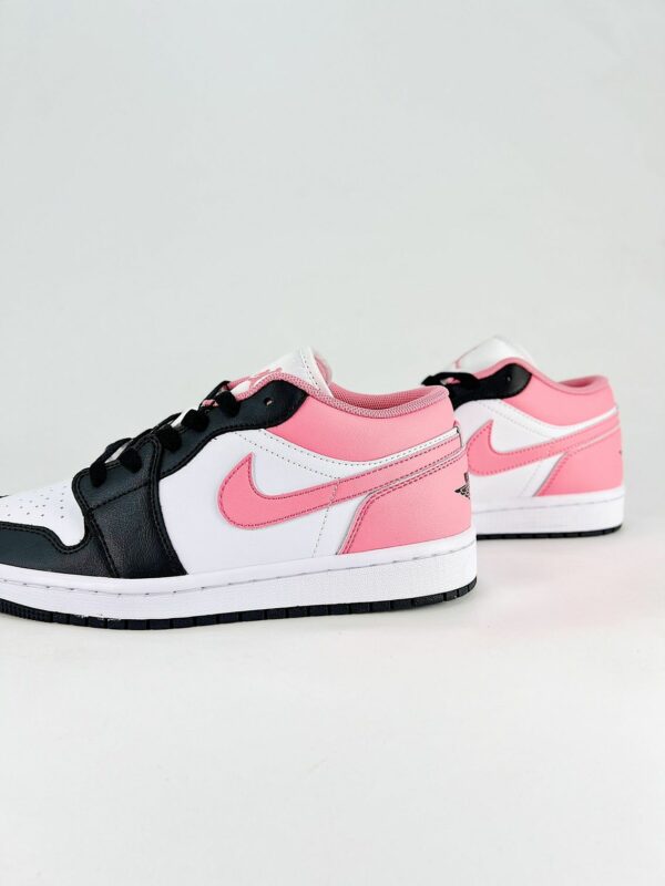 AJ 1 Low ‘Black Pink Gaze’ 553560-025