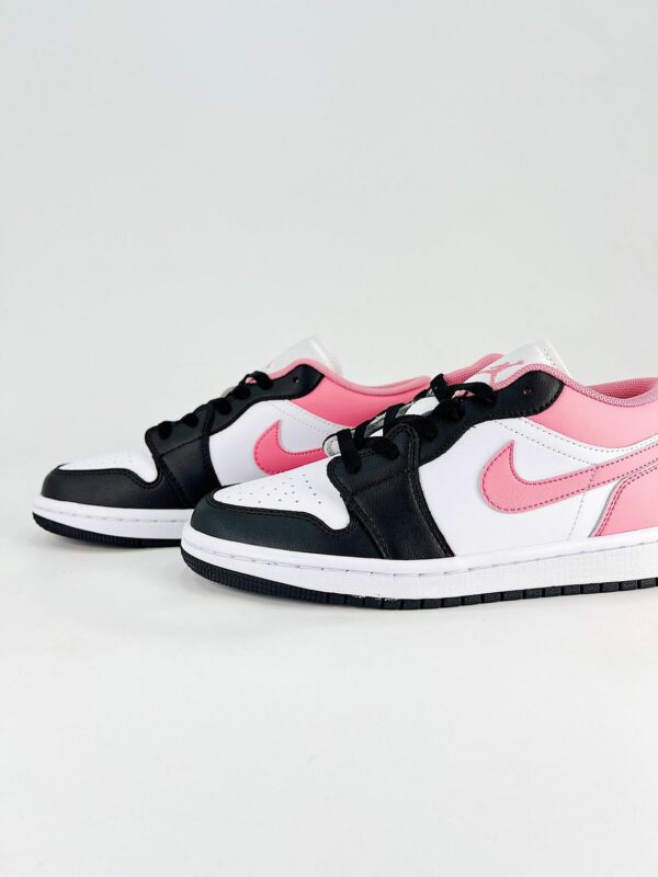 AJ 1 Low ‘Black Pink Gaze’ 553560-025