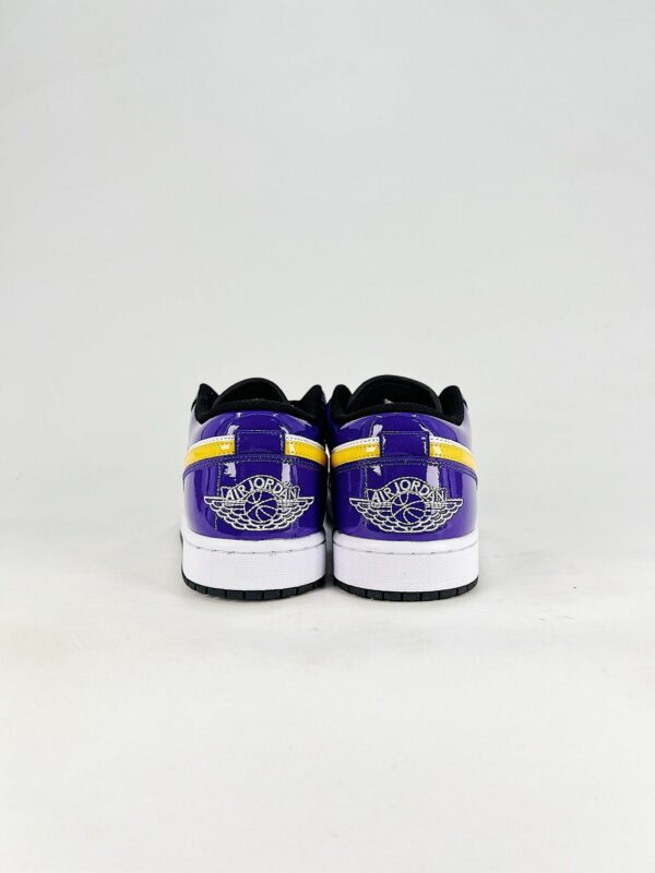 AJ 1 Low SE ‘Lakers’ IQ9389-547
