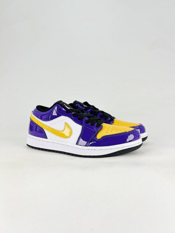 AJ 1 Low SE ‘Lakers’ IQ9389-547