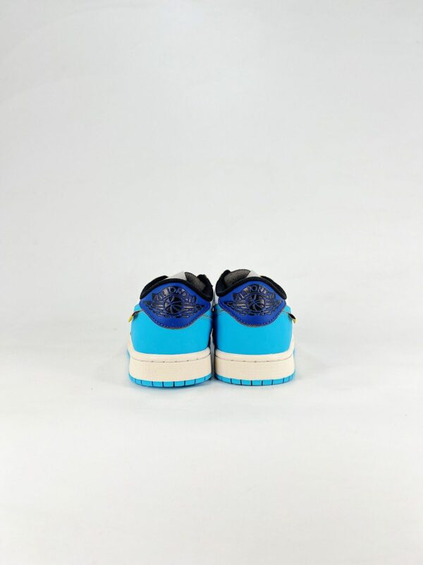 AJ 1 Low Union LA DZ8986-800