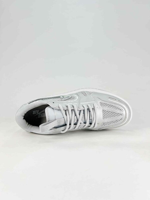 AJ 1 Low Method of Make V3 ‘Metallic Silver’ HQ2186-002 AJ 1 Low Method of Make V3 ‘Metallic Silver’ HQ2186-002