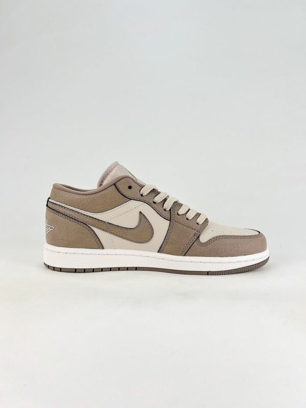 AJ 1 Low ‘Olive Grey’ IU7552-040