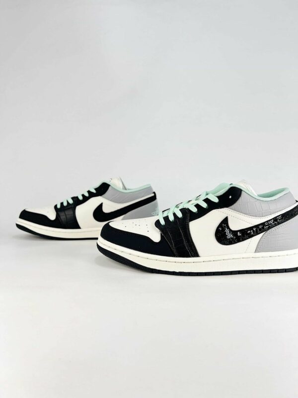 AJ 1 Low ‘Black Grey Mint’ IX5001-101