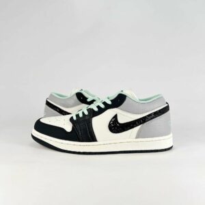 AJ 1 Low ‘Black Grey Mint’ IX5001-101