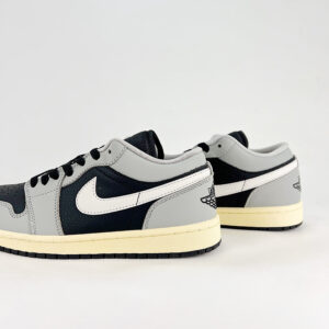 AJ 1 Low 'Light Smoke Grey' HQ2010-012 4 ac11a013