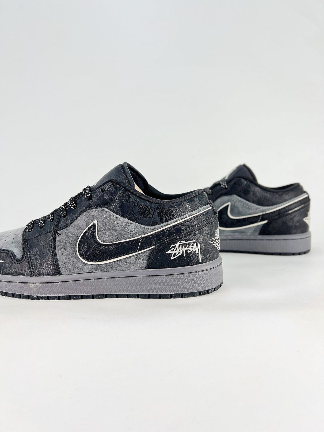AJ 1 Low Stussy LD8888-015 AJ 1 Low Stussy LD8888-015