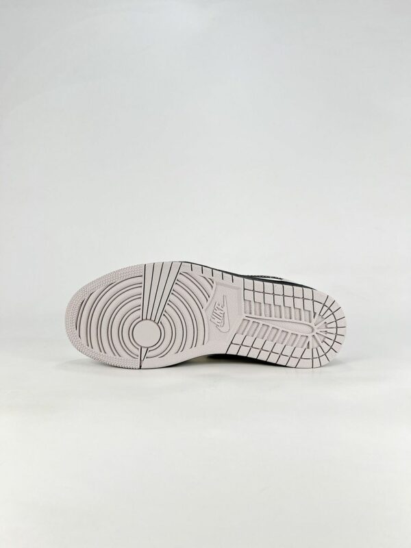 AJ 1 Low Stussy XX3168-177