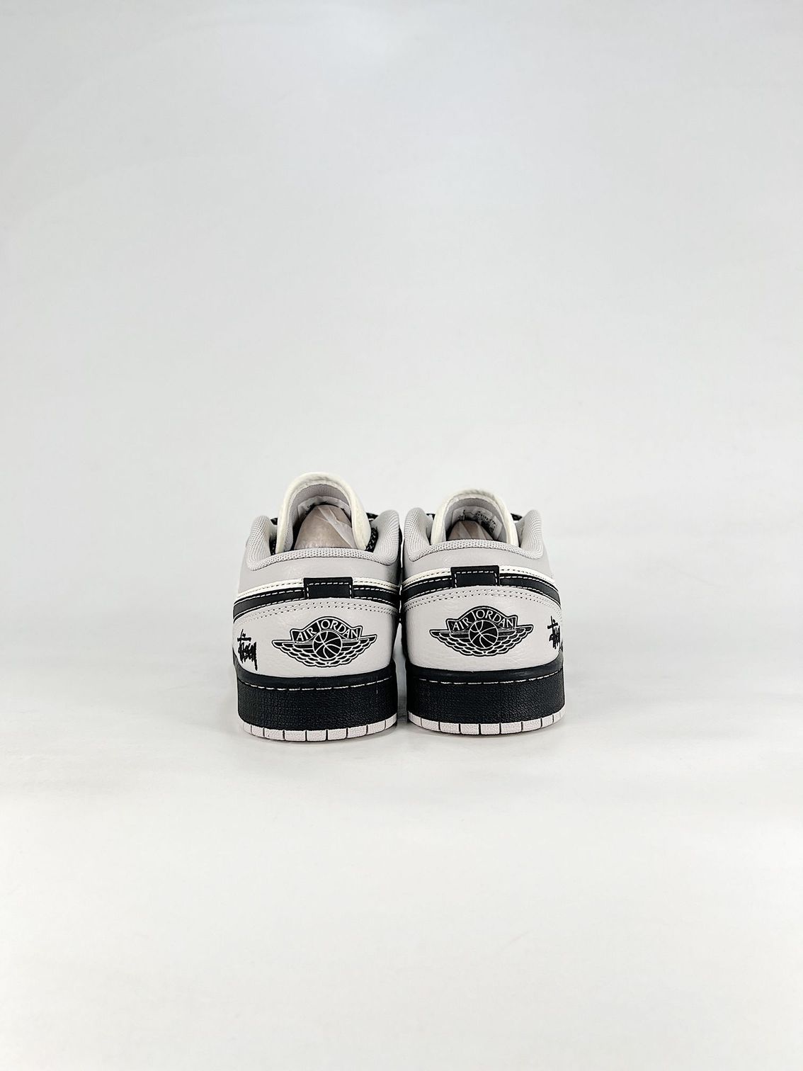 AJ 1 Low Stussy XX3168-177 AJ 1 Low Stussy XX3168-177