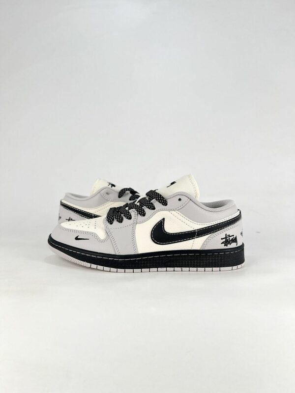 AJ 1 Low Stussy XX3168-177