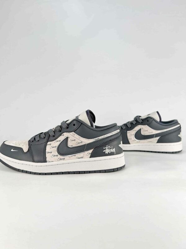 AJ 1 Low Stussy XX3318-966