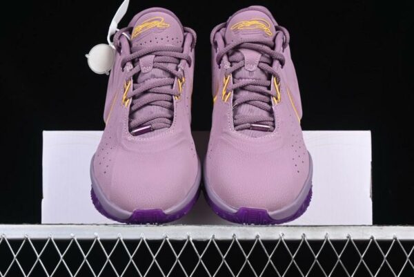 Nike LeBron XXI EP Basketball Shoes – FV2345-500 MJ Nike LeBron XXI EP Basketball Shoes – FV2345-500 MJ