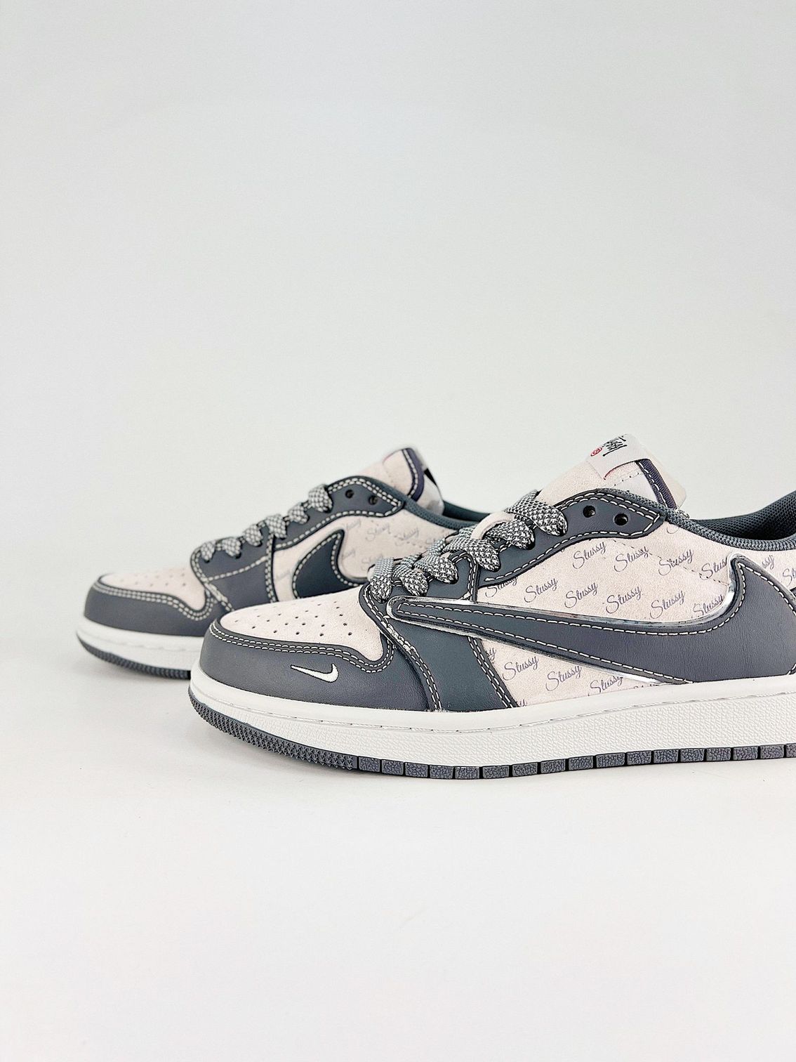 AJ 1 Low Travis Scott Stussy XZ3398-003 AJ 1 Low Travis Scott Stussy XZ3398-003