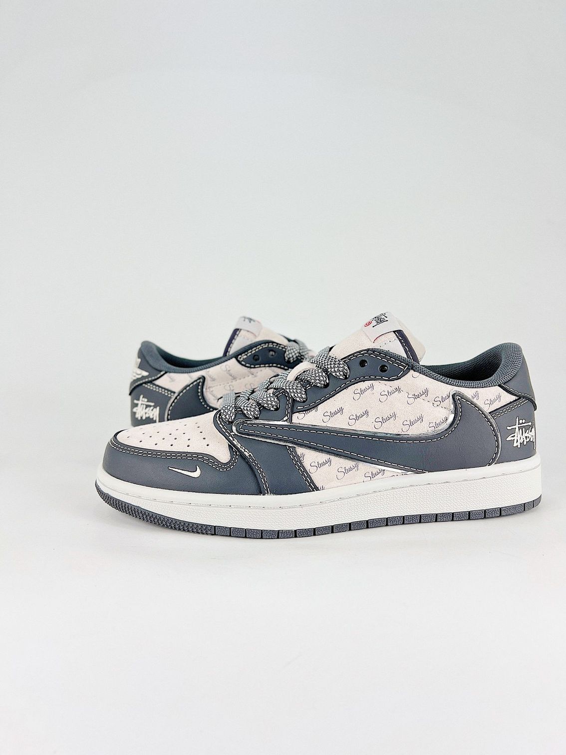 AJ 1 Low Travis Scott Stussy XZ3398-003 AJ 1 Low Travis Scott Stussy XZ3398-003