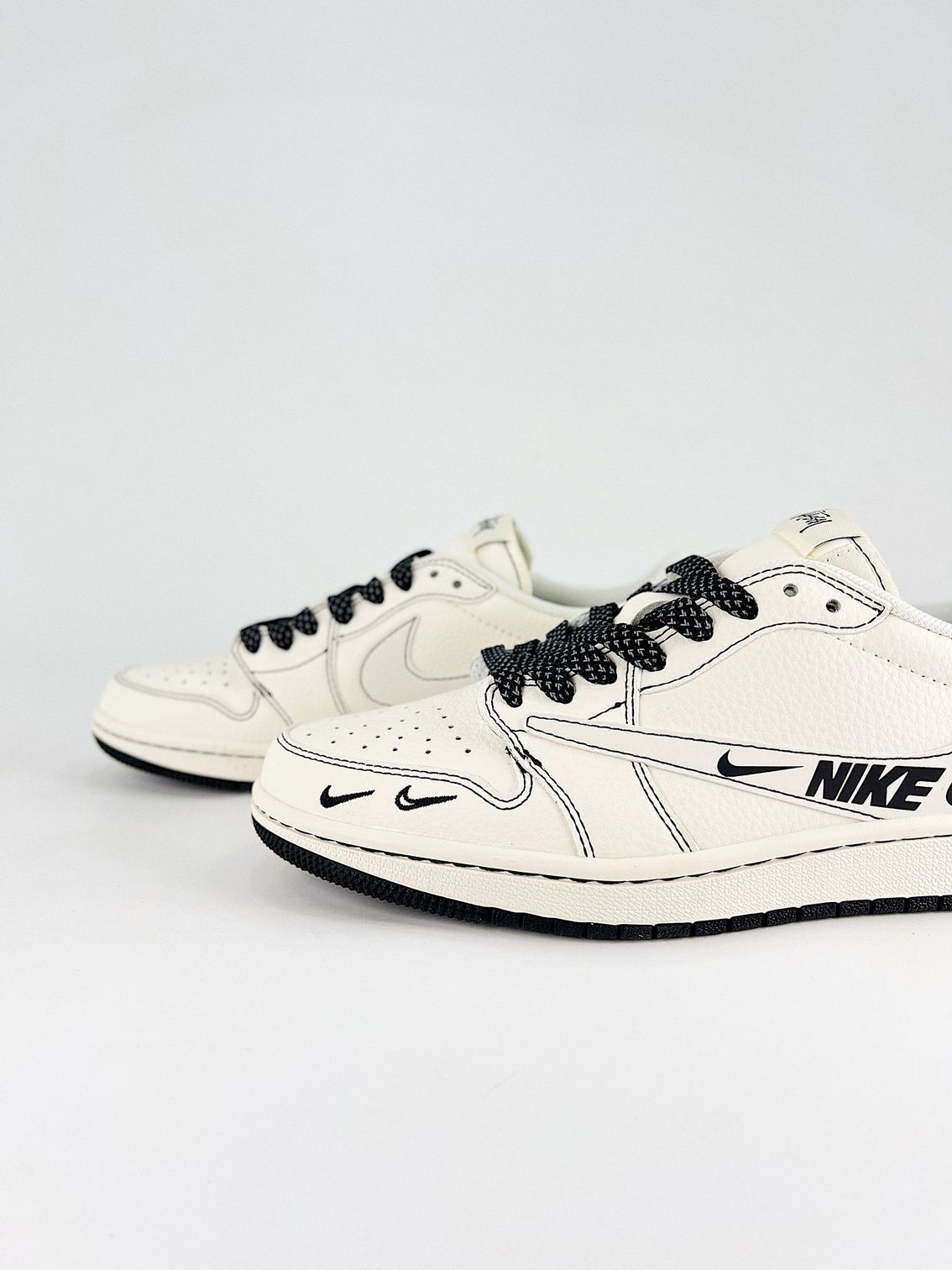 AJ 1 Low Travis Scott Stussy HH7518-092 AJ 1 Low Travis Scott Stussy HH7518-092