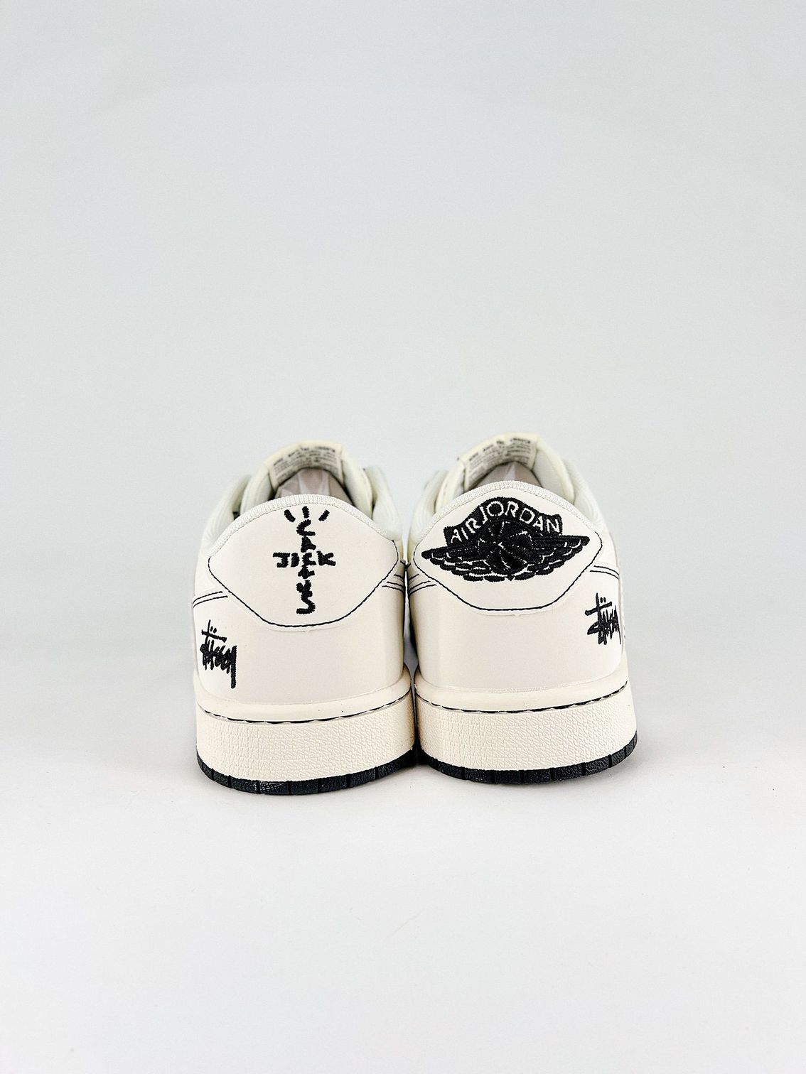 AJ 1 Low Travis Scott Stussy HH7518-092 AJ 1 Low Travis Scott Stussy HH7518-092