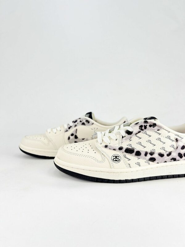 AJ 1 Low Travis Scott Stussy XJ1979-001