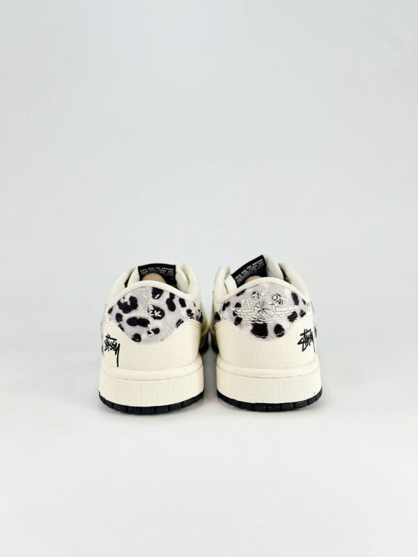 AJ 1 Low Travis Scott Stussy XJ1979-001