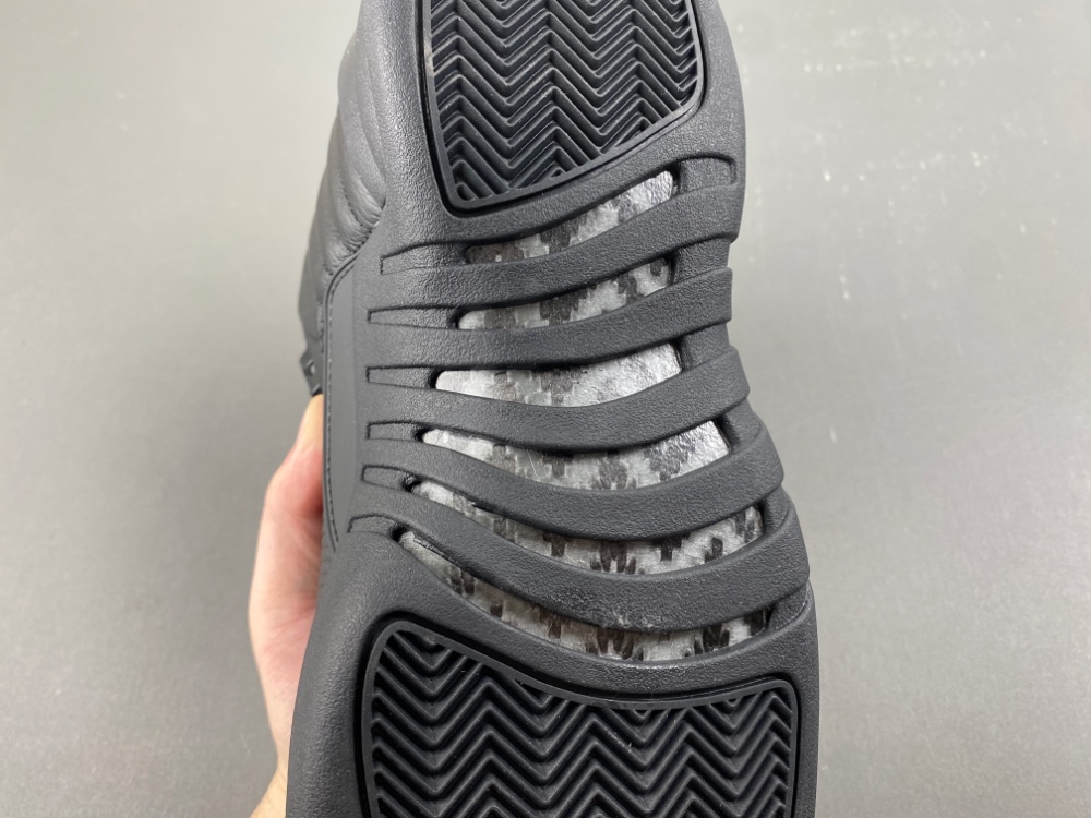 AJ 12 Retro Winterized Triple Black BQ6851-001 AJ 12 Retro Winterized Triple Black BQ6851-001