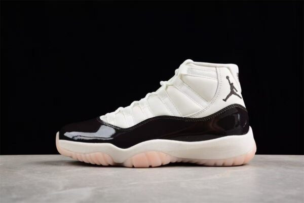 AJ 11 Retro Neapolitan AR0715-101 AJ 11 Retro Neapolitan AR0715-101