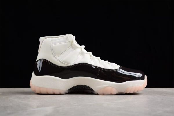 AJ 11 Retro Neapolitan AR0715-101 AJ 11 Retro Neapolitan AR0715-101