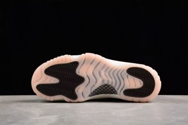 AJ 11 Retro Neapolitan AR0715-101 AJ 11 Retro Neapolitan AR0715-101
