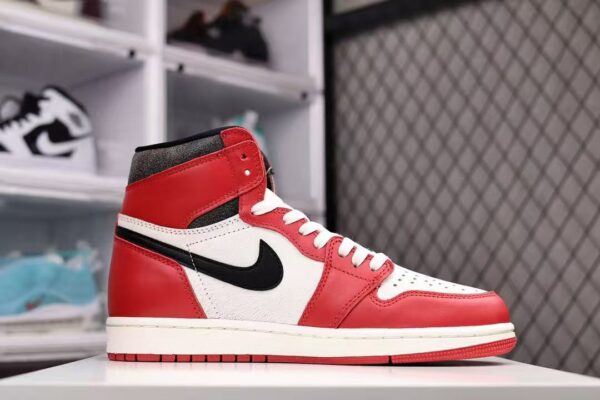AJ 1 Retro High OG ‘Chicago Lost & Found’ DZ5485-612