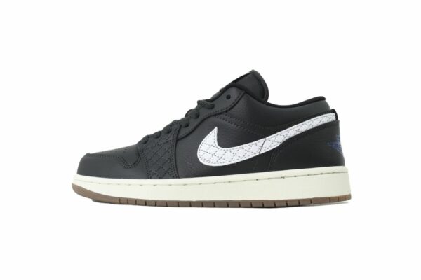 AJ 1 Low SE ‘Off Noir’ IO2047-001