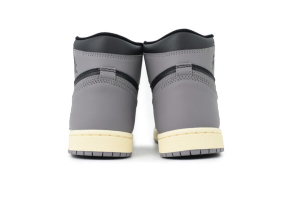 AJ 1 High ’85 ‘Irregular Shadow’ HV6674-020 AJ 1 High ’85 ‘Irregular Shadow’ HV6674-020