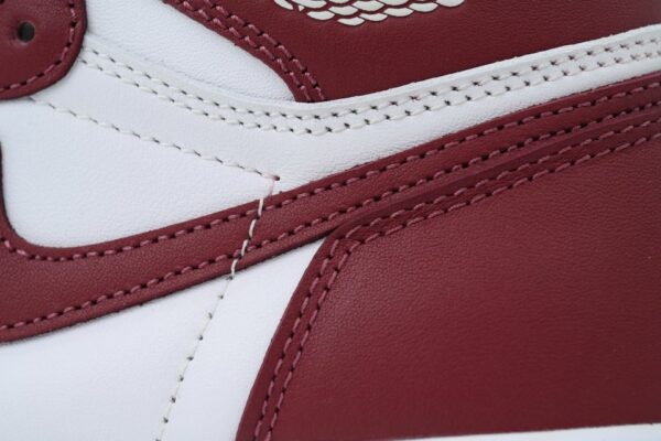 AJ 1 Retro High OG ‘Artisanal Red’ DZ5485-160 AJ 1 Retro High OG ‘Artisanal Red’ DZ5485-160