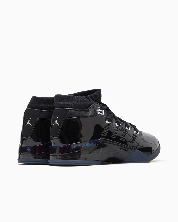 AJ 17 Low SP “Black Patent” IV7640-001