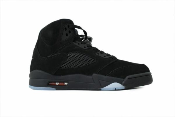 AJ 5 Retro ‘Halloween’ HQ7978-001 AJ 5 Retro ‘Halloween’ HQ7978-001