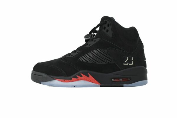 AJ 5 Retro ‘Halloween’ HQ7978-001 AJ 5 Retro ‘Halloween’ HQ7978-001