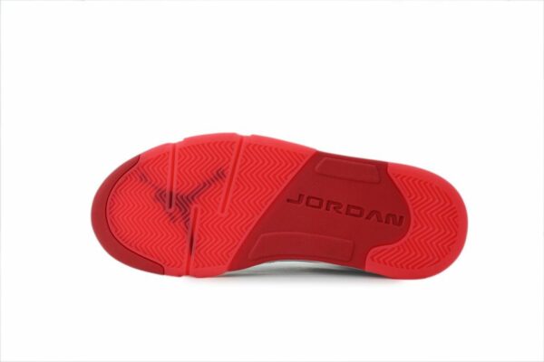 AJ 5 Retro OG ‘Sunset’ 2026 IV5678-102 AJ 5 Retro OG ‘Sunset’ 2026 IV5678-102