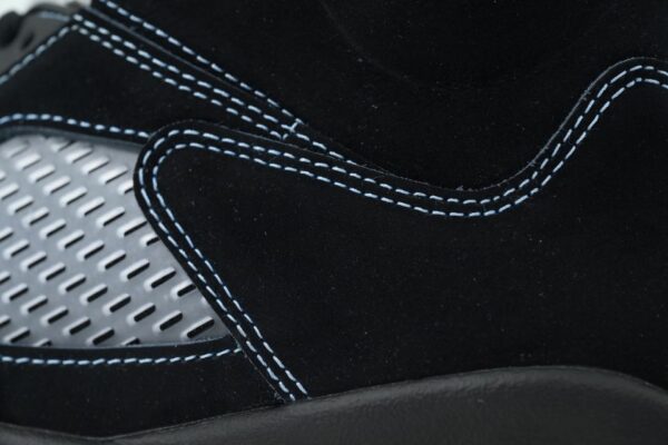 AJ 5 Retro ‘Black Carolina’ DD0587-008 AJ 5 Retro ‘Black Carolina’ DD0587-008