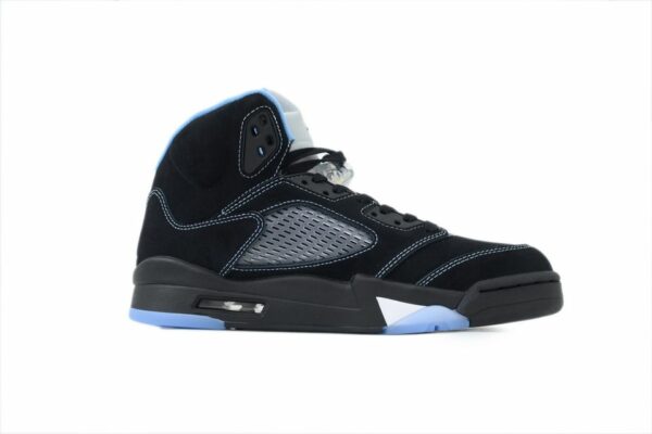 AJ 5 Retro ‘Black Carolina’ DD0587-008 AJ 5 Retro ‘Black Carolina’ DD0587-008