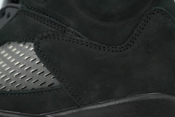 AJ 5 Retro SE ‘Black Cat’ FZ2239-001