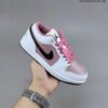 AJ 1 Low SE ‘Desert Berry’ IO0668-100 AJ 1 Low SE ‘Desert Berry’ IO0668-100